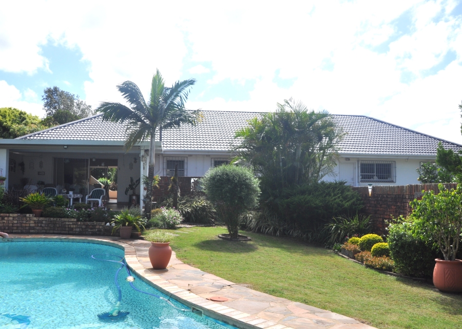 4 Bedroom Property for Sale in Beacon Bay Eastern Cape